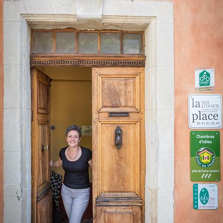 Des Lits Sur La Place Hérépian Екстериор снимка